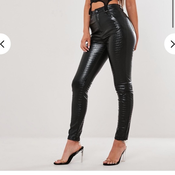 2 pairs MISSGUIDED black Faux Leather Leggings - Picture 3 of 15